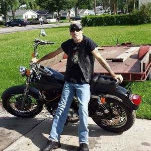 Meet your Posher, Victor